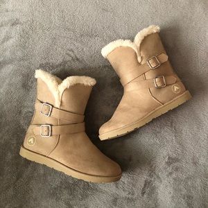 Airwalk boots size 10